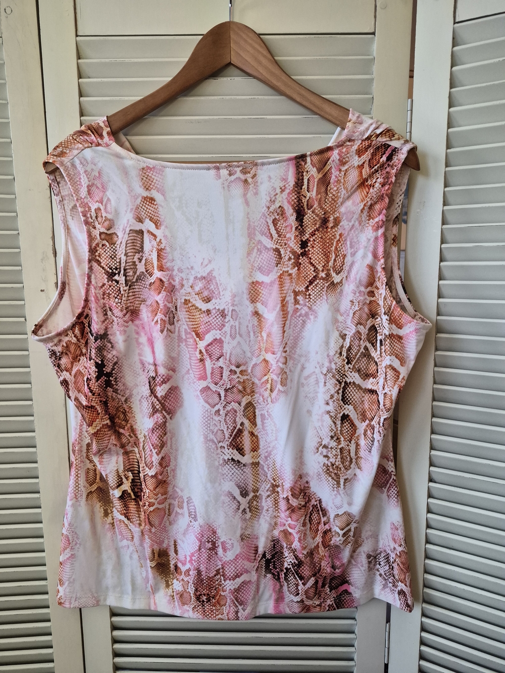Calvin Klein Draped Neck Sleeveless Top Size Large - Picture 2 of 3